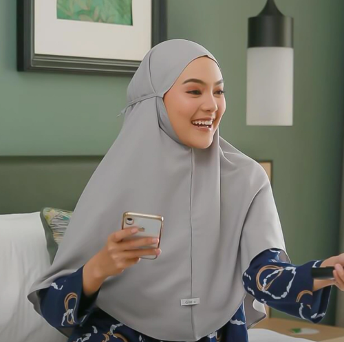 Hijab Model Instan
